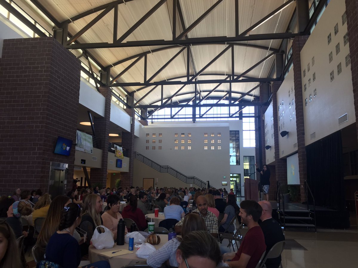 RGardikiotis's tweet image. My first Sat Cafe was so much fun! TY #wcsdproflearn