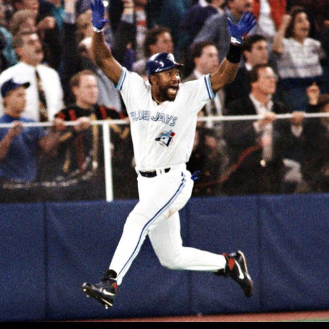 Live2It's tweet image. 