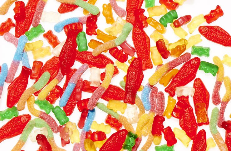 runnersworld's tweet photo. Here's how to space out your carbohydrate needs for a strong race. https://t.co/CaytIgr1xq https://t.co/dJwusqP40Y