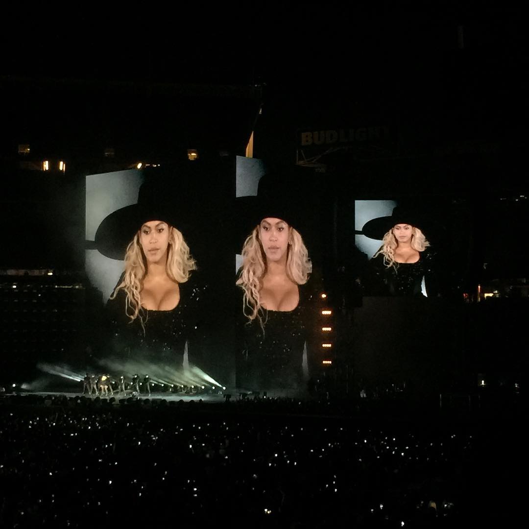 Beyoncé >> The Formation World Tour - Página 42 Csm5pOzWgAAwv-h