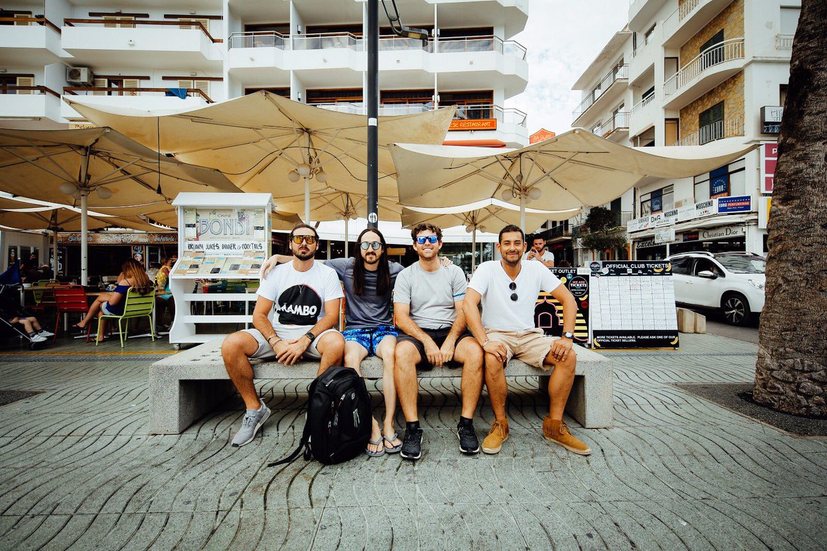 My ibiza squad. #ibizawithdrawals https://t.co/jgz9ZJyzm5