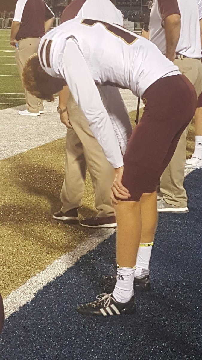 OnlyAtSouthern's tweet photo. ULM kicker crying after Georgia Southern blocked his game winning kick. https://t.co/pz0rCbjlXB