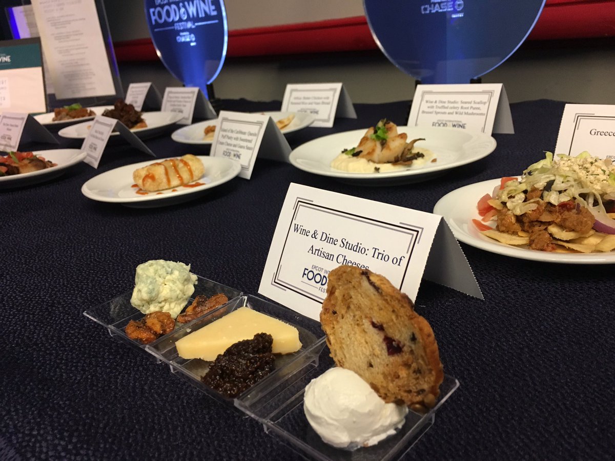 RachelOBJ's tweet photo. Checked out Epcot's Food &amp; Wine Festival today! Lots of new dishes and drinks to try. #YUM #EpcotFoodFestival https://t.co/69OEWDIAR2