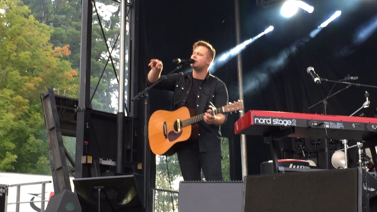 WorshipADX's tweet photo. .@johntibbsmusic brought his awesome music and sound to our festival eaelier! #worshipadx https://t.co/HxpehV1lzF