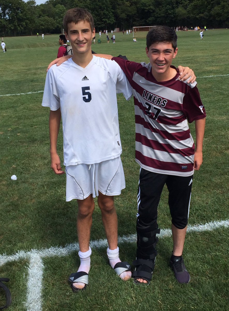 Mreity's tweet photo. @gfscheat @gfscSmith A summer select reunion this morning at our JV game: Colby-Del Val &amp; Doug-Pburg https://t.co/R6VsjGqSOG