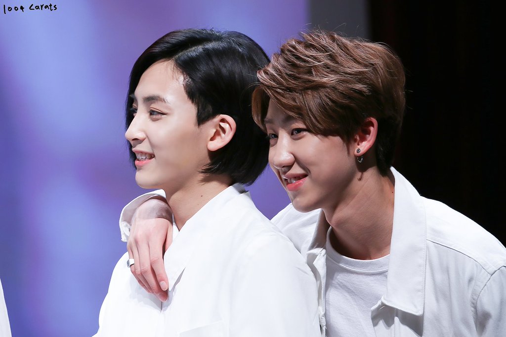 iZenyx_'s tweet photo. ถ้าเด็กมันหล่อ... ก็ไม่ต้องทนป่ะว่ะ 😆 #haohan #8han #minghan https://t.co/vhBDiCLzyS