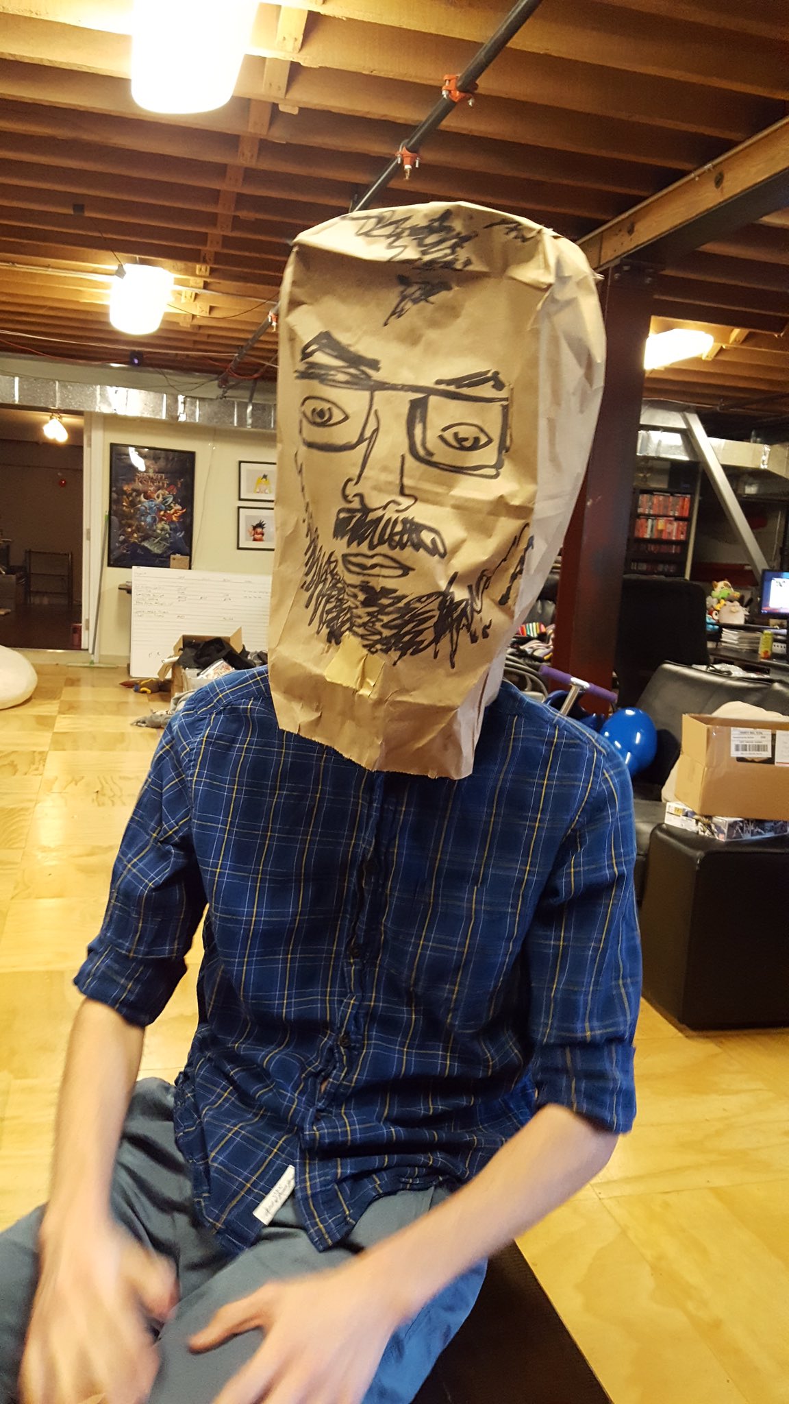 Twitter 上的Game Grumps："Grump manager @BrentLilley is hard at work!  https://t.co/ewL9onJoSu" / Twitter