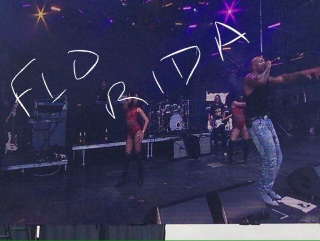 .@KAABOODELMAR is Flo's house! <a href="/official_flo/">FLO RIDA</a> #WYMSi