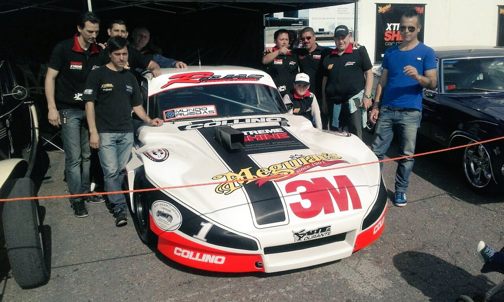 El equipo completo en el "Truck Day" con el Ford. Excelente jornada en el Autódromo de Buenos Aires.