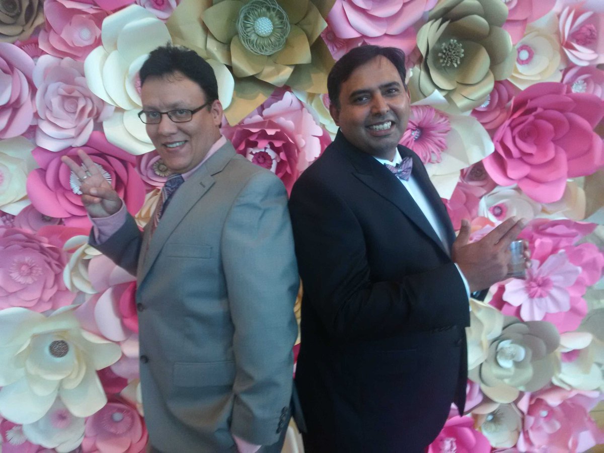 nursenextdoorms's tweet image. will the real James Bond....#weareboldpink #carevention #YVR2016 @nursenextdoor