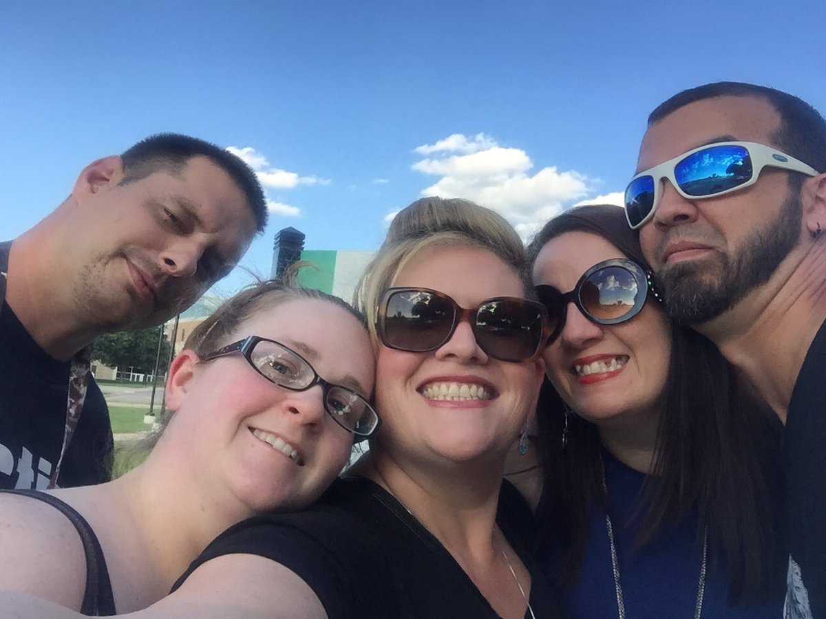 jaimee_hunter's tweet photo. @ThatKevinSmith  posse is present and accounted https://t.co/FAk6j7zMO1