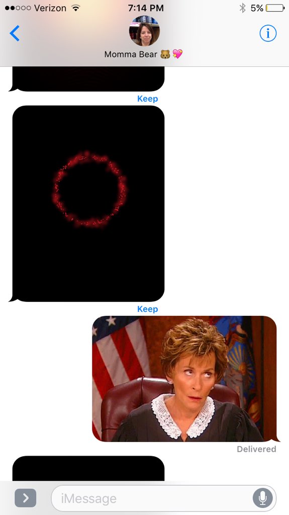 _karenlv's tweet image. What have I done... #ios10update