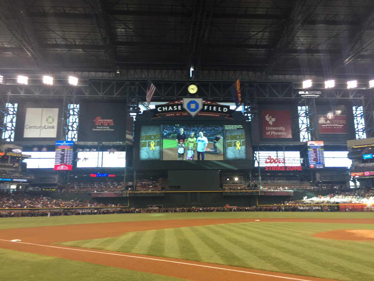 toddephx's tweet photo. .@sprint was proud to be apart of this night with @Dbacks for Mason & family! #DbacksGoGold #GoGold4PCH #Champion https://t.co/8loIq0Um76
