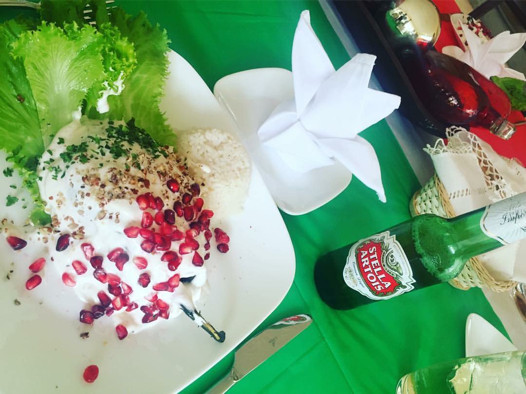 MissStrada's tweet image. Fiesta mexicana con mi amiga Stella 🙂 #stellaArtois