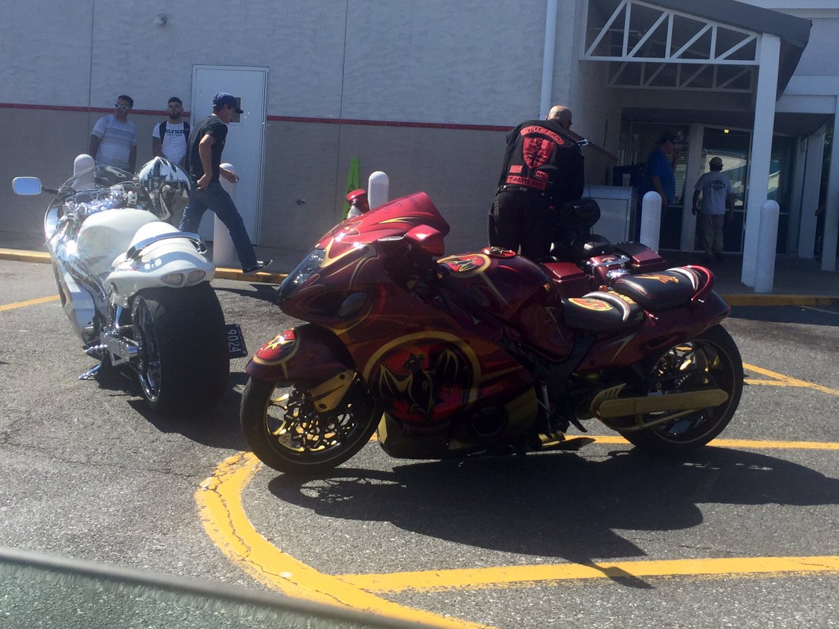 kittymayo7101's tweet photo. Loving the Bikers at @Wawa #BikeWeek2016 #OceanCityMaryland #Bikers https://t.co/eySZO4RQqG