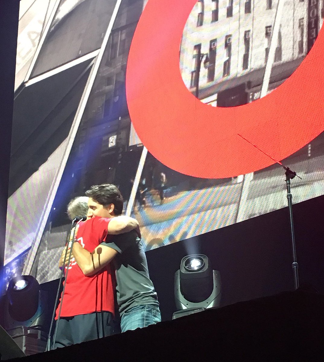 BillGates's tweet photo. Canada, your support of @GlobalFund is so remarkable I just had to give @JustinTrudeau a hug. https://t.co/pOuPUjYN4i