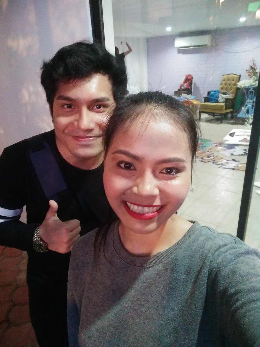pamcanete's tweet photo. Last night. Sasha @18 #nextoption #pandas #raket 😂😍😘 https://t.co/W2xp6XmdQY