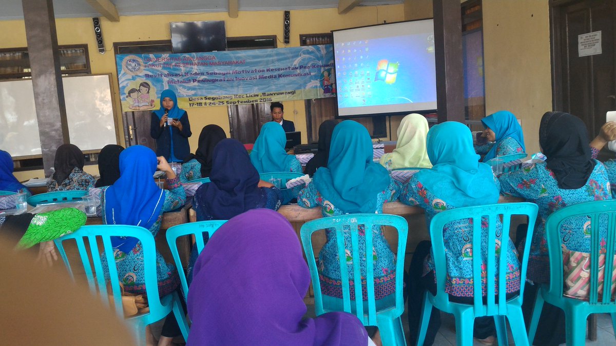 menggunakan media smart kampung di desa segobang PENGMAS FKM PDD UNAIR BANYUWANGI 
<a href="/a_azwarnas/">Abdullah (Azwar Anas)</a> <a href="/Unair_Official/">Universitas Airlangga</a>