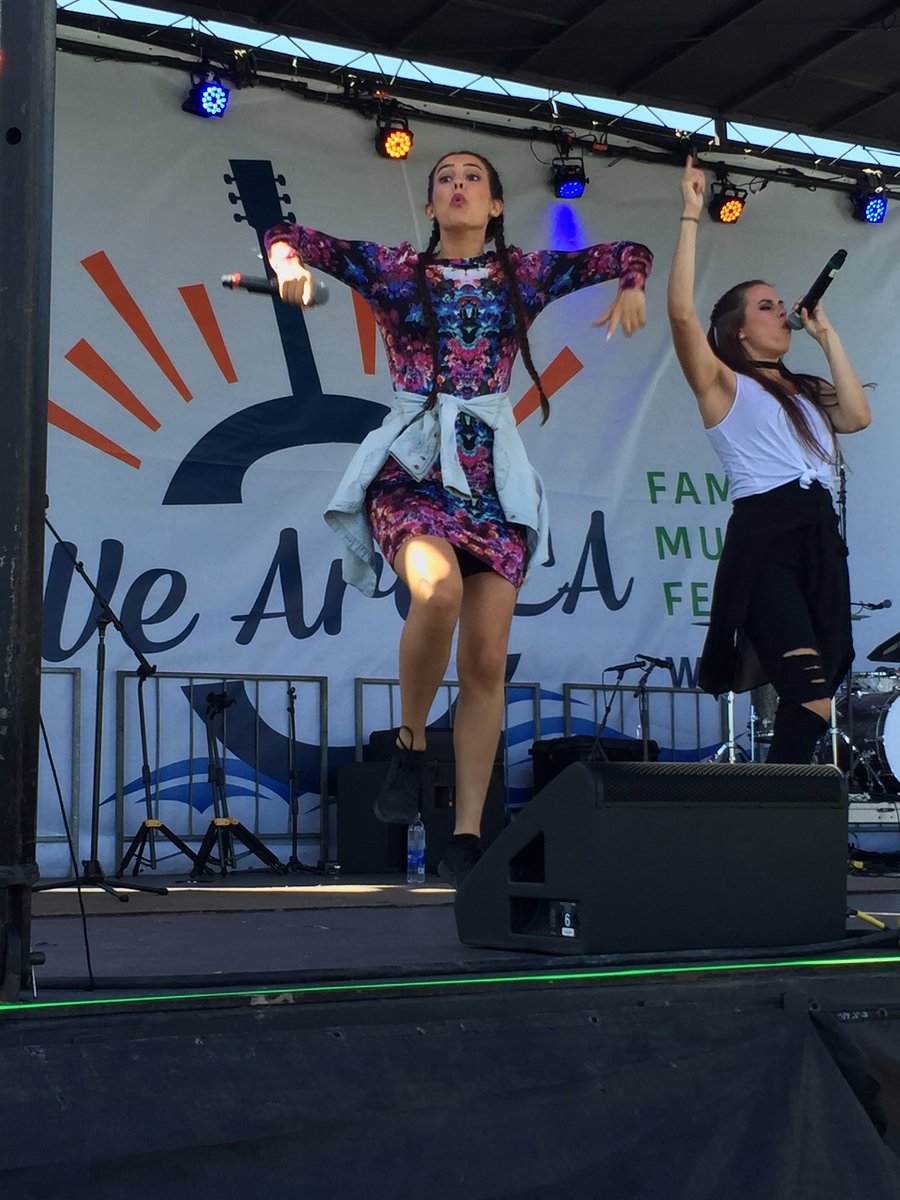 BrookeKatherine's tweet photo. Cimorelli today!!! https://t.co/8kIabBOlWF