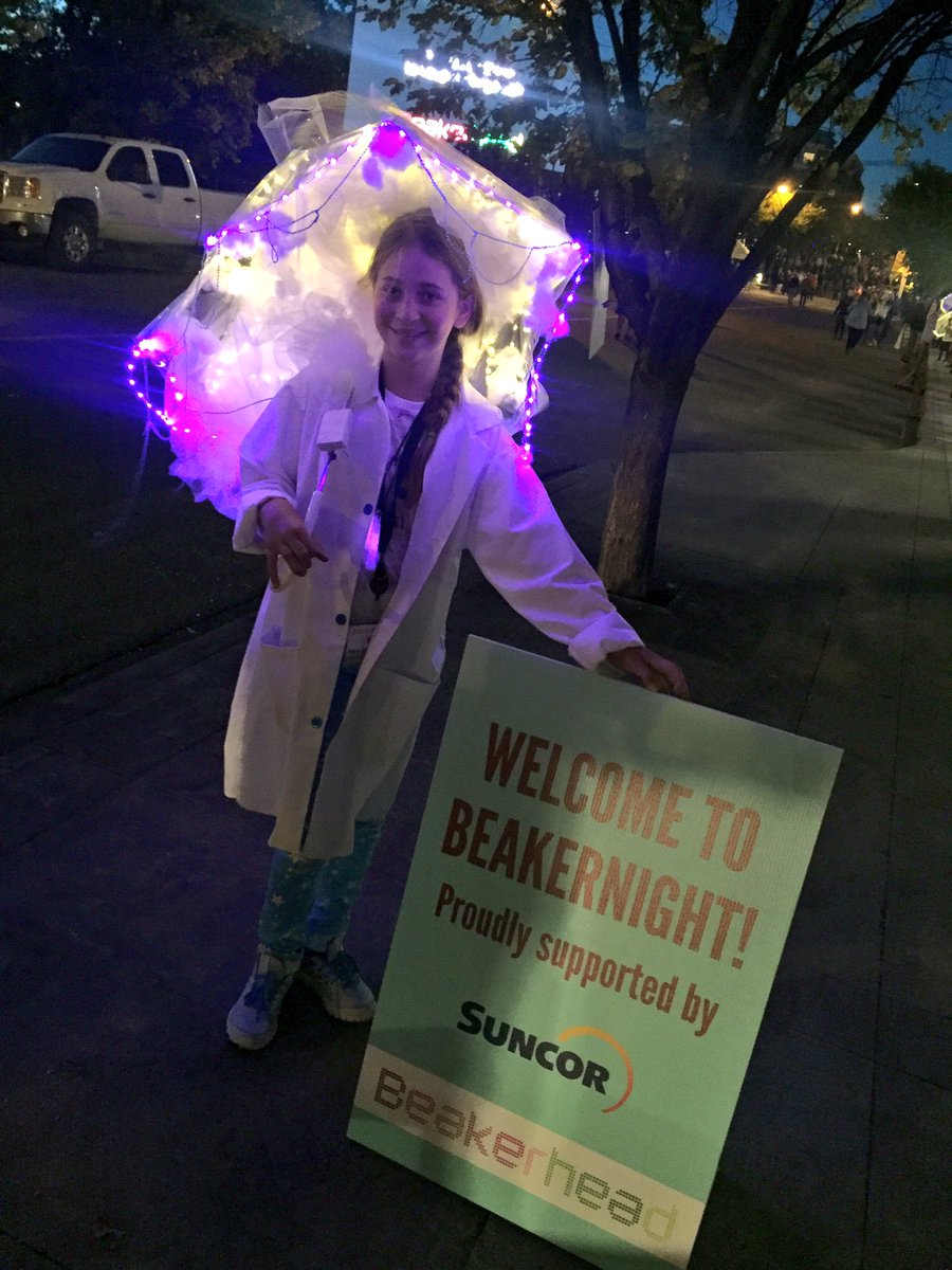 🤖Welcome to #Beakernight!! Yay! Let the most awesome night of #art #science #engineering begin! #yycevents