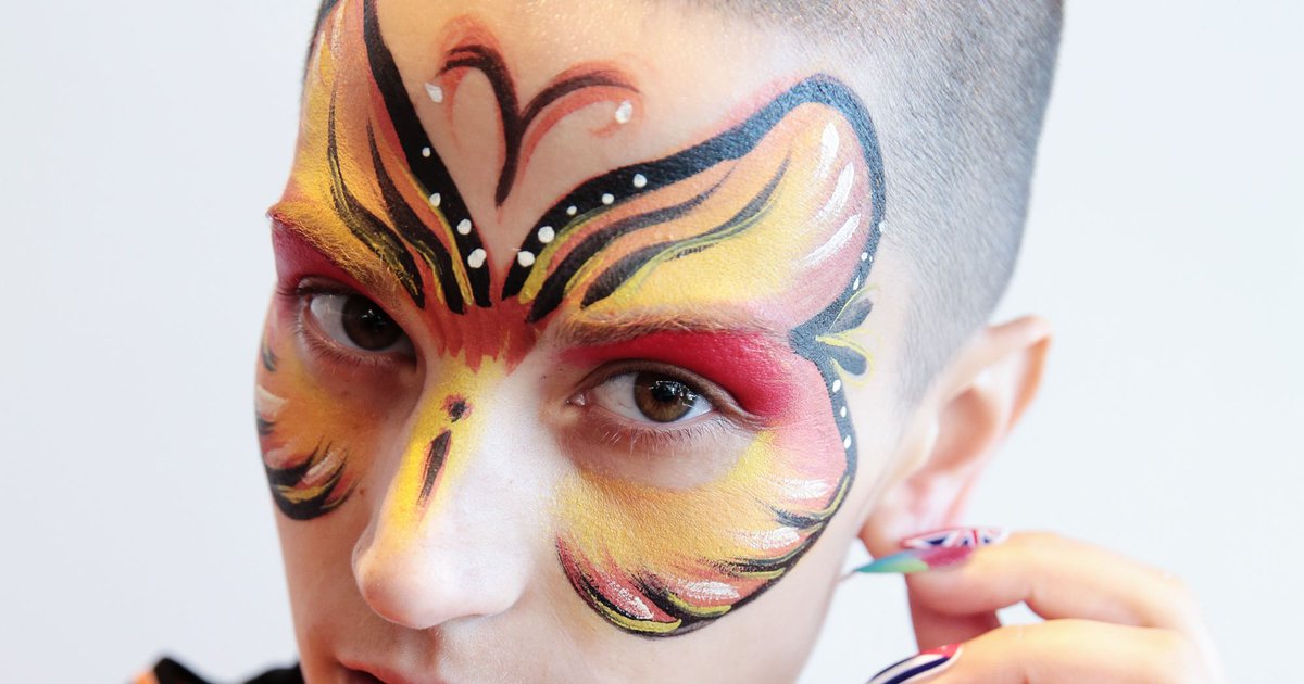 taulukos's tweet photo. 6 Killer Halloween Makeup Looks — Straight From The Pros: New York Fashion… https://t.co/U3jwWN1V7t #Fashion #News https://t.co/I5SQZPARL9