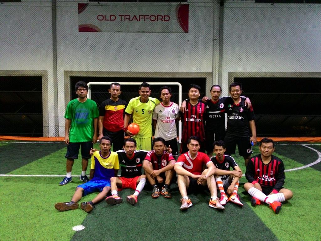 micira1899's tweet photo. Fun futsal cc @Abd__Rosid @IndraAzriel1 @EvanWuhijeuden https://t.co/8mBBVRVpeL