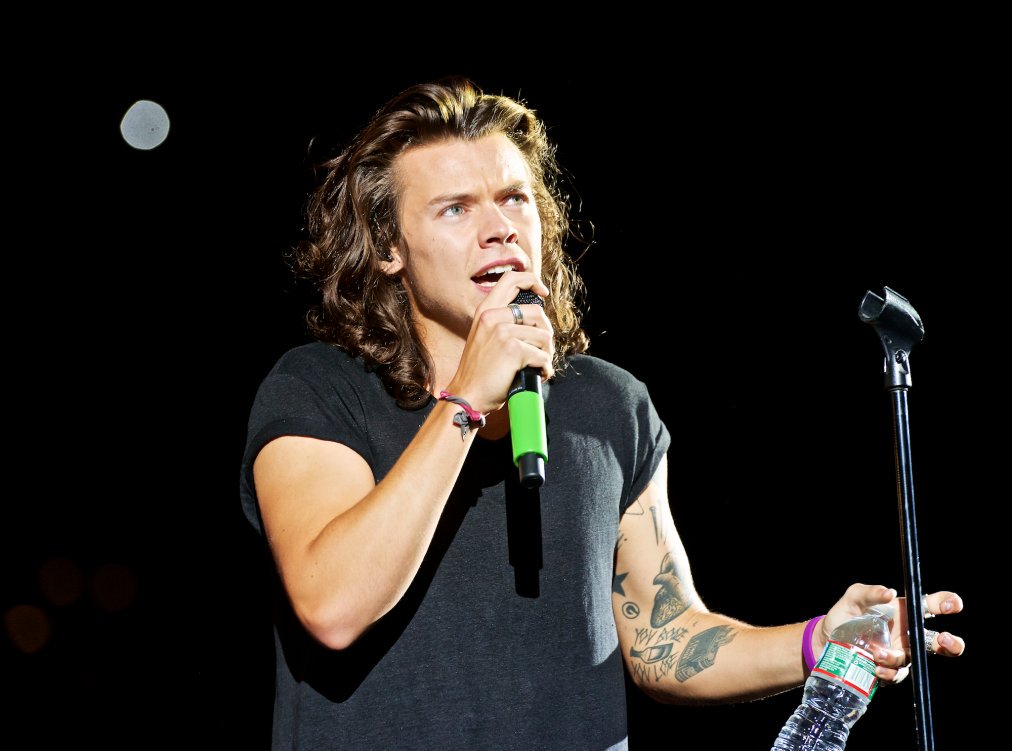 JstHarryStyles's tweet photo. #HarryStyles #1d https://t.co/IaopUkDPK7