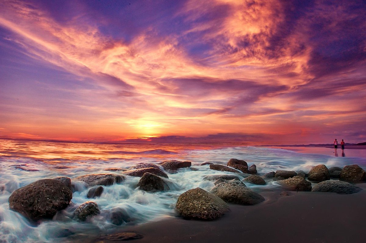 BanglaPhoto's tweet photo. A beautiful long-exposure shot of Inani beach at Cox's Bazar. Photo by Ariful Islam Suhas. https://t.co/QeFykwMKnh