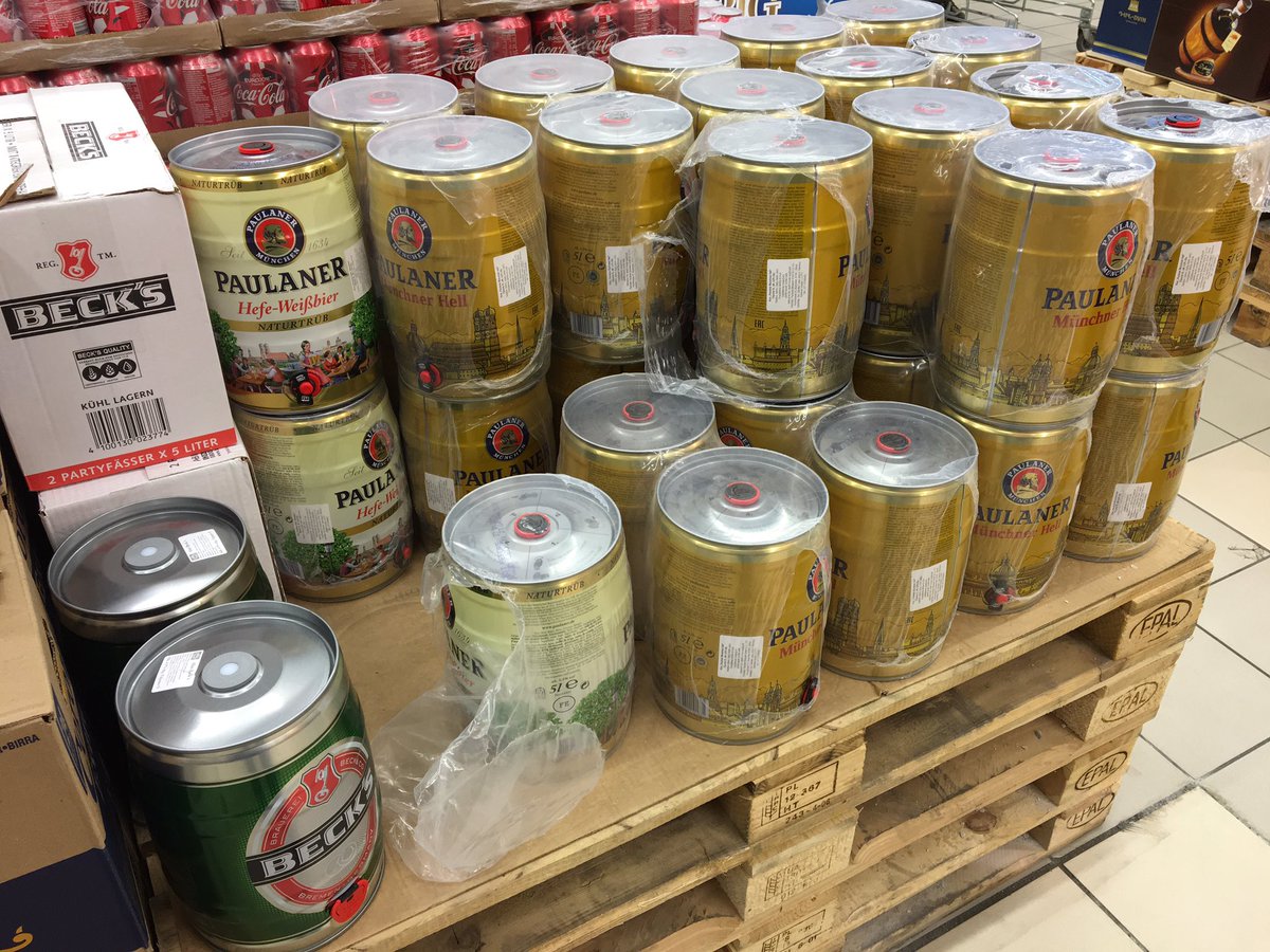 Nu labi, aizliegs tās 2l pudeles. Bet kas būs ar 5l un 10l mučelēm? 2l skārdene būs legāla? Problēma plastmasā?
