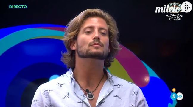 ghoficial's tweet photo. Fernando escribe su primer post en el #BlogGH y le manda un mensaje a Cris muy especial: https://t.co/gb0yG6P8Yb https://t.co/z8CsiJymY5