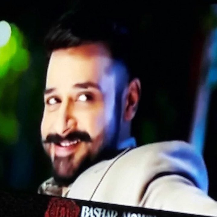 shenyfidai1's tweet photo. #BasharFever Alway Rock #LoveBM👍👏 #LoveFQ ♥My #NeverEndingLove for
#BM unforgettable Drama ♥👌
#favForEver 👍 https://t.co/YVi5XXzqnQ