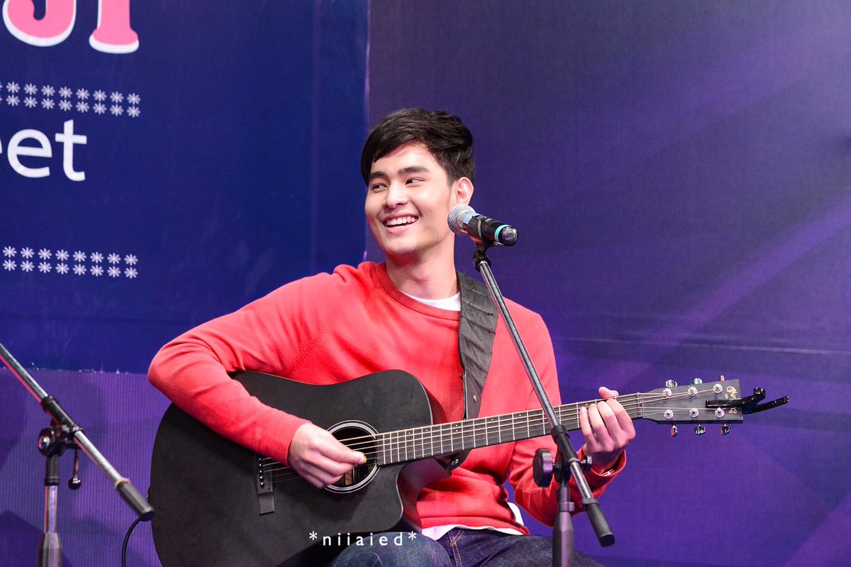 nowadays97's tweet photo. 160914 #VRFIN Focus #JamesjiMeetandgreet @icepanuwat @Ninew_supalerk @ketsara2006 @paswitchsmith https://t.co/FqNKeDwhw2