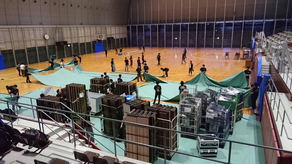 chihayafuru's tweet photo. 祭のあと。後片付けはまだ続いていますが一足お先に失礼します。皆さん、お気を付けてお帰りください。 #wro #wroj https://t.co/7NwvMYVidu