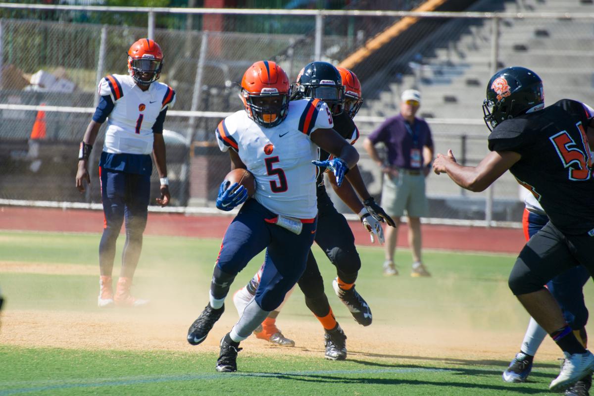 Jefferson player wants to protest but anthem isn't played buff.ly/2cmh4xC