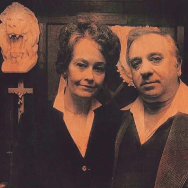 UpstateHorror's tweet photo. #theconjuring #edandlorrainewarren #horror #possession #demon #ghosthunters #lookingforwar… https://t.co/eX8ZJQN2BJ https://t.co/ngecki2v9C