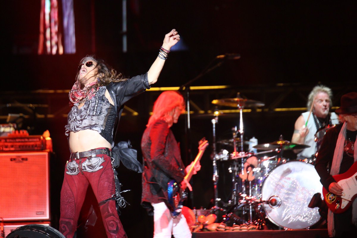 91X's tweet image. Dream until your dreams come true!
@aerosmith @KAABOODELMAR #aerosmith #dreamon #kaaboo #kaaboodelmar #sandiego #91x