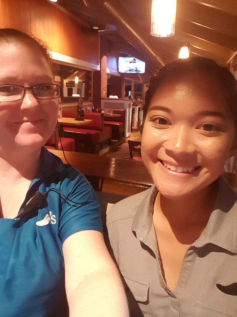 smoore8209's tweet photo. Happy birthday Ashley! #masonrd #chili's love @BeckyDenson @ashleykrumrie91 https://t.co/p2iifVE4tN