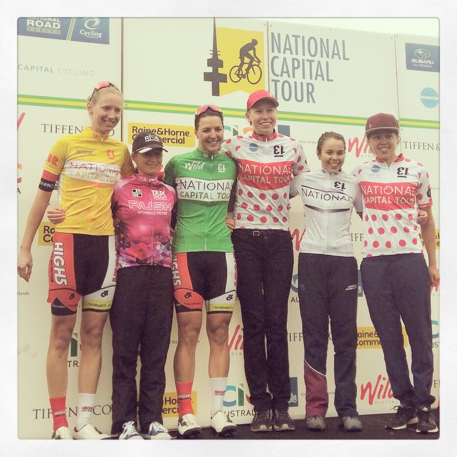 great shot of GC &amp; jersey winners for #NCT16 <a href="/natcaptour/">Nat Cap Tour</a> &amp; the final women's race of the 2016 @Subaru_NRS