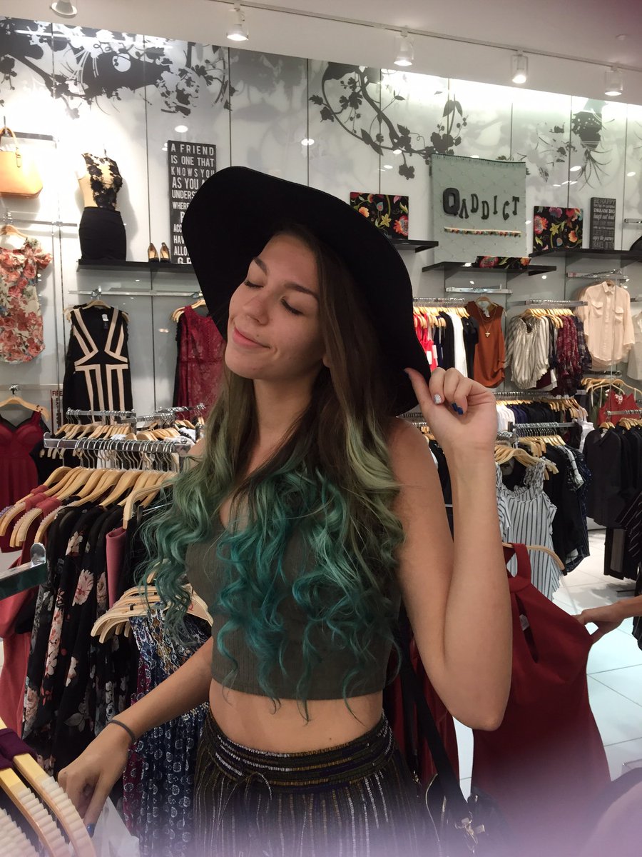 033Nichole's tweet photo. Have fun. Regret nothing, and don't let people bring you down. https://t.co/yjBCAyfGMY