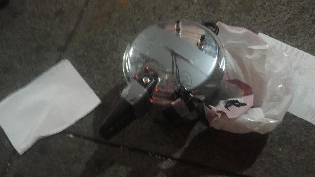 Il secondo ordigno ritrovato a NY - Foto: W.R Twitter