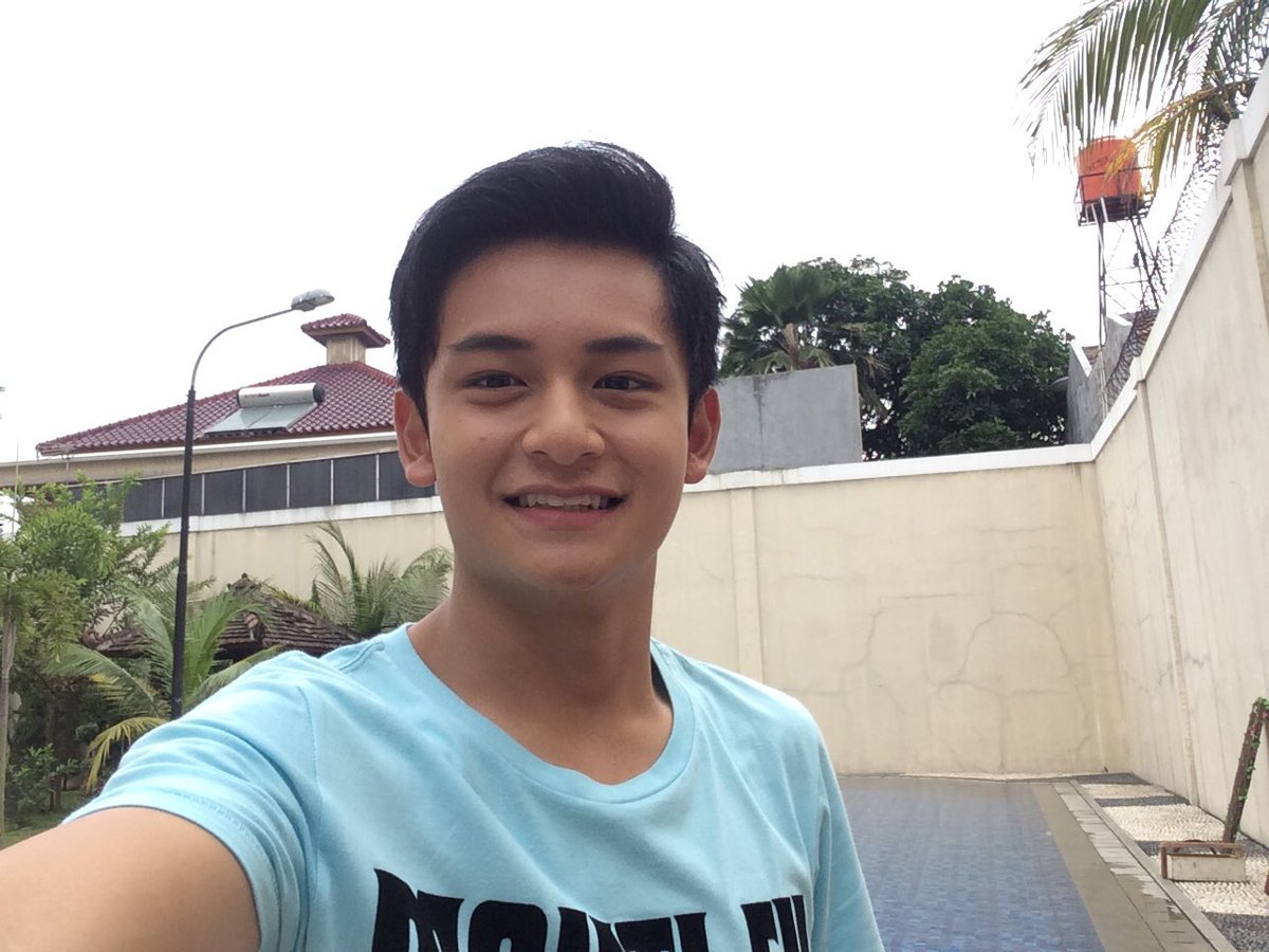 raversofcsby's tweet image. Everything u do , Ravers always support u!!!!!! 
#RAVERSTurn94Month