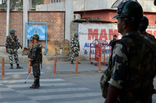 Economic Times tweet media