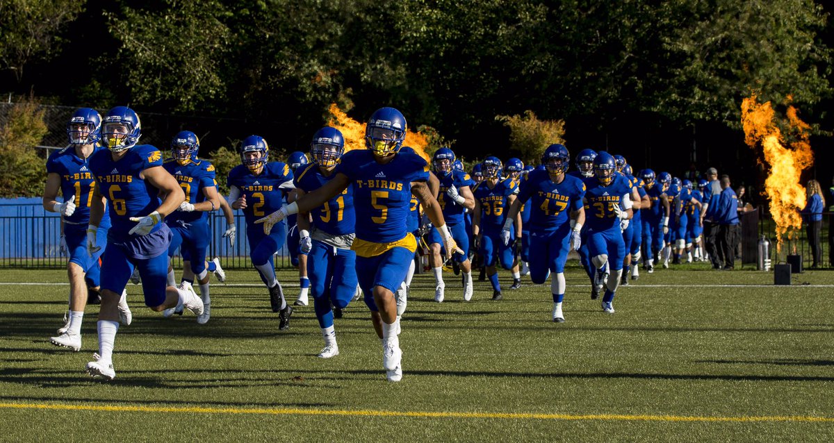 ubctbirds's tweet photo. What a day! Thank-you to amazing crowd that came to celebrate the T-Birds: https://t.co/Vta37mdVWZ #UBCHomecoming https://t.co/fPV2wOYMlr