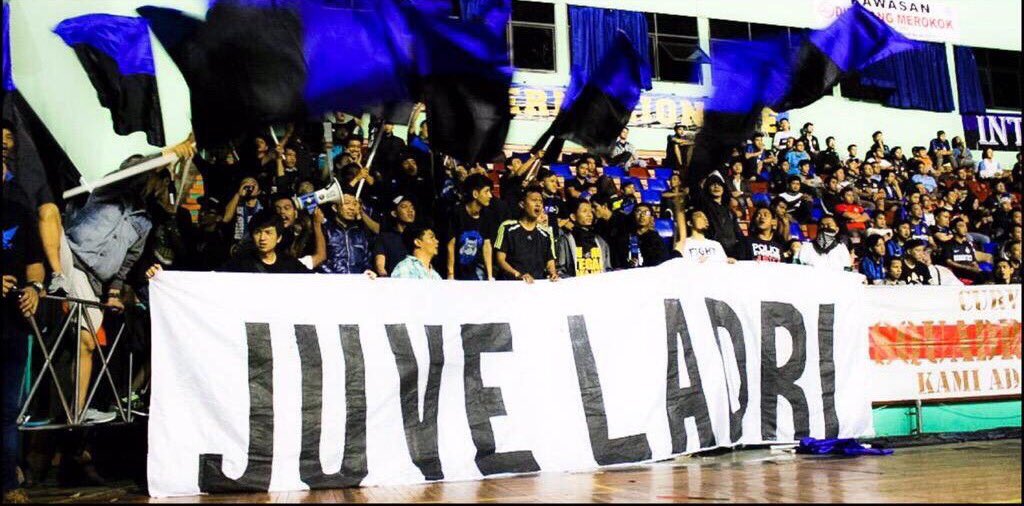 ULAR12INTER's tweet photo. #INTERRube #WinForUs https://t.co/2aeBFgh6Vi