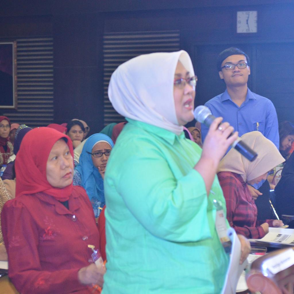 Melalui Pilar II WFW ingin mencetak perempuan pemimpin dari segala lini masyarakat goo.gl/Y6MhFJ