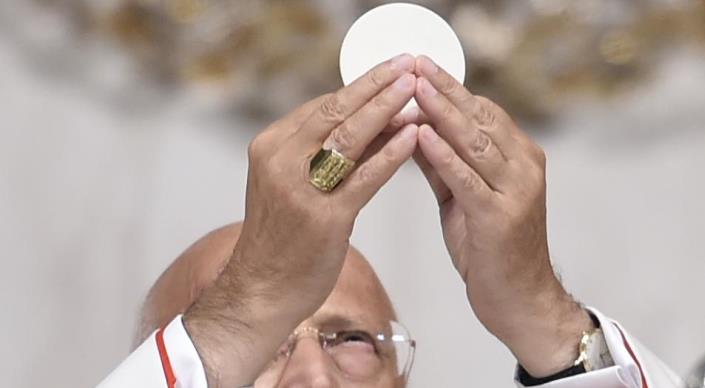 L'omelia del card. Angelo Bagnasco chiesacattolica.it/CEN2016/eventi… #CongressoEucaristico #Genova2016