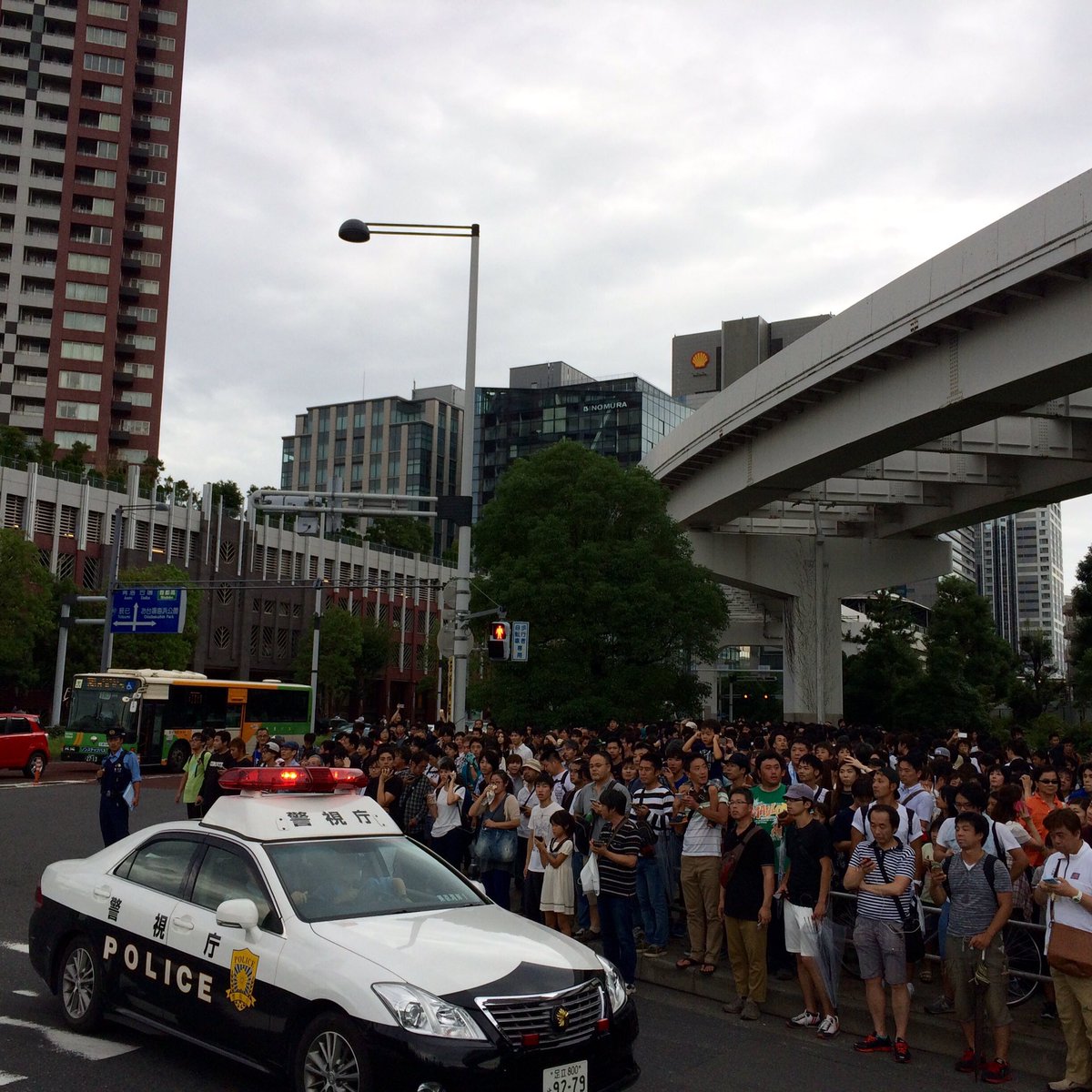 広がる波紋 お台場でラプラスパニック ポケモンgoで警察出動 Togetter 広がる波紋 お台場でラプラスパニック ポケモンgoで警察出動 Togetter