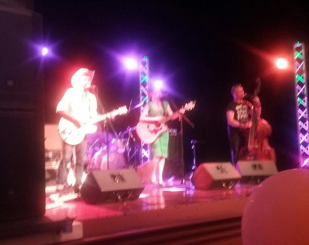 KMarshman78's tweet photo. "A Band Called Twang" kicking off the Saturday night Rockabilly Dance Party #rockinmaryborough #profcomm https://t.co/aDqFyxv7kH