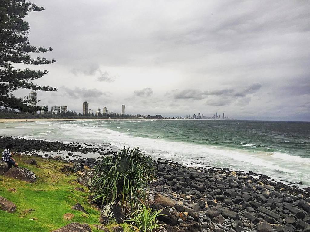 WYWHWU's tweet photo. Stormy day but stunning view back over the Goald Coast from Burleigh Heads #goldcoast ____… https://t.co/nIsHUMiSrH https://t.co/uc9uPcU4FP