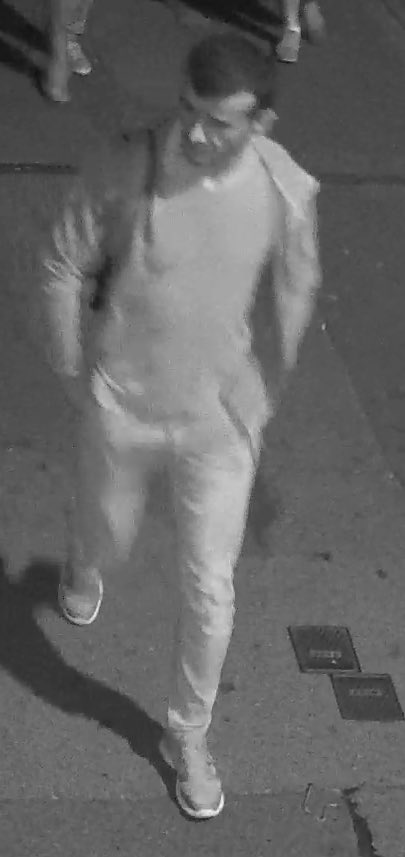 HeatSportsUK's tweet photo. Whos he? If you know him PM me asap 2k reward for arrest and conviction #essex #leighonsea https://t.co/CZjMp0i6Ef